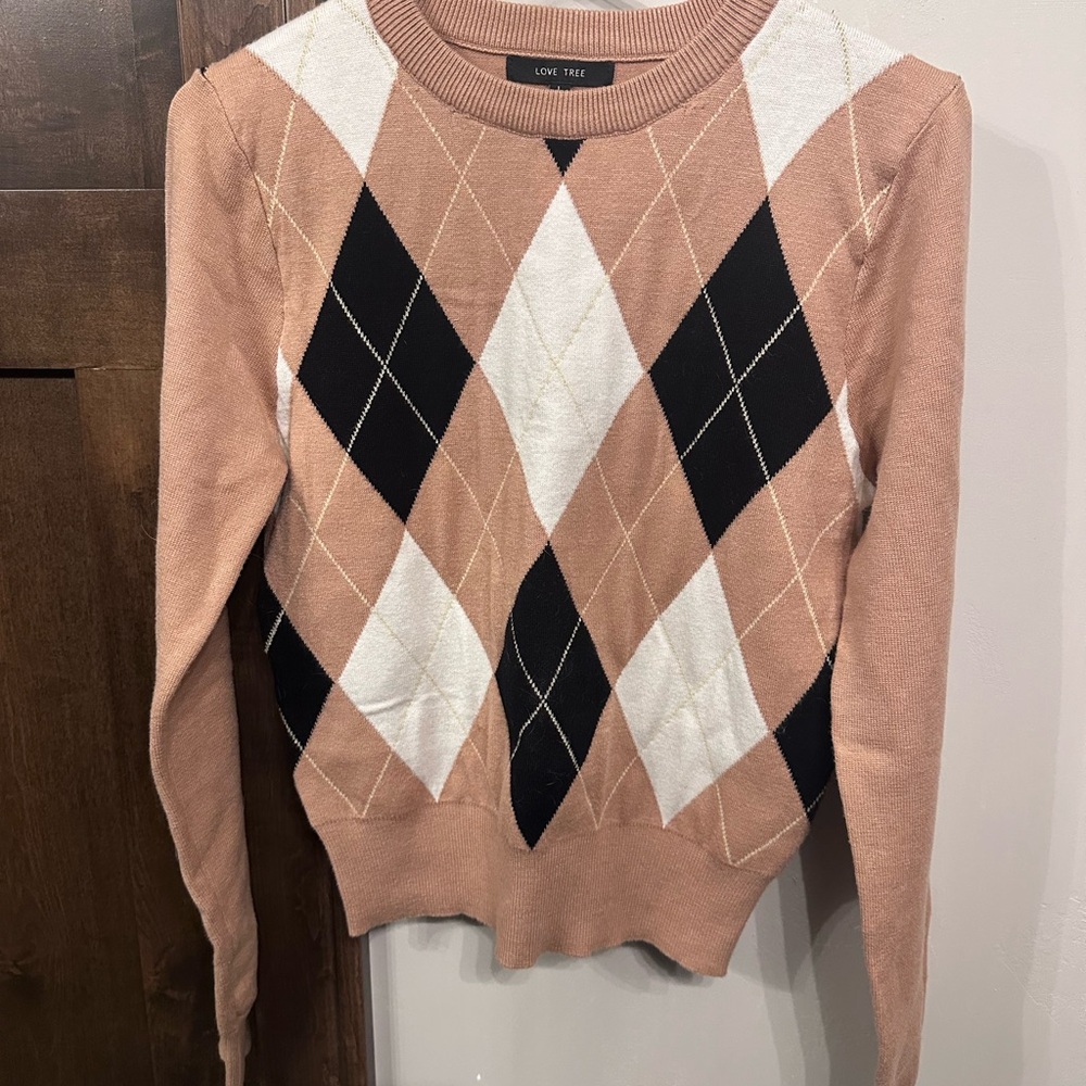 Love Tree Tan Black & White Argyle Warm Winter Knit Sweater | Size Large